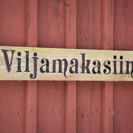 Luomajaerven Hevoskievari Feriegård *