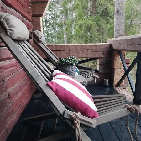 Luomajaerven Hevoskievari Feriegård Karhoinen