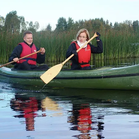 Feriegård Luomajaerven Hevoskievari