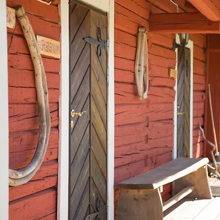 Luomajaerven Hevoskievari Feriegård Karhoinen