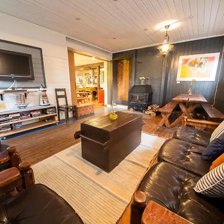 Luomajaerven Hevoskievari Feriegård