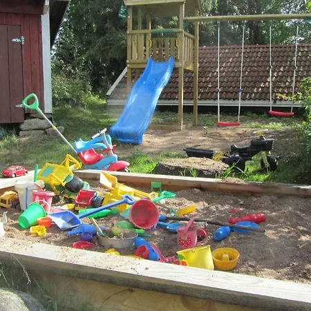 Luomajaerven Hevoskievari Feriegård *